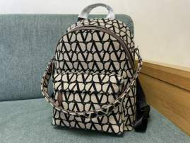 Picture of Valentino Handbags _SKUfw166276754fw